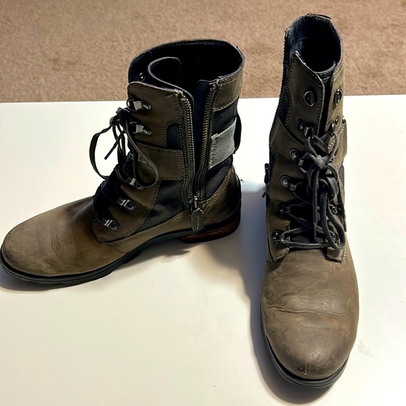 sorel olive green boots